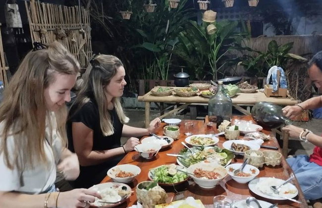 ResiRest - Únete a la mesa de una familia local en Phuket - Foto 2